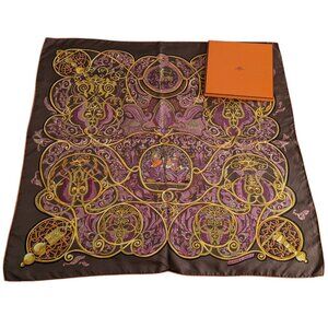 HERMES La Charmante aux Animaux Brown Purple 90 cm Silk Square Scarf w Box RARE
